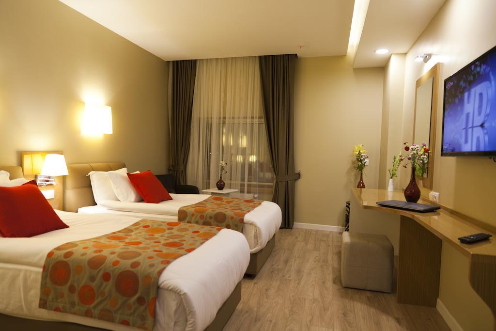 Grand Plaza Hotel Istanbul Exterior photo